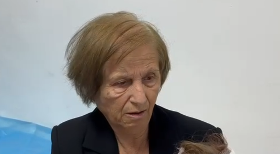 “Nuk e mbrojta dot”, pitbulli i kafshoi mbesën, gjyshja tregon ngjarjen e rëndë