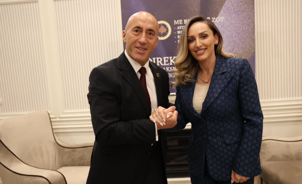 Deputetja e AAK’së zbulon ‘zënkën’ me Abdixhikun: S’na u përgjigj për...