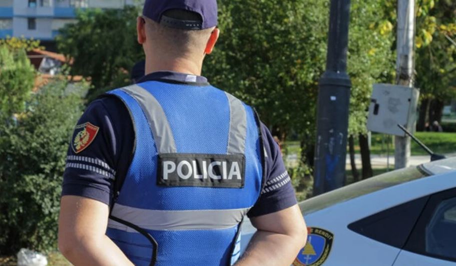 Tentoi të rrëmbejë një grua në gjendje të dehur, kapet 32-vjeçari në Elbasan