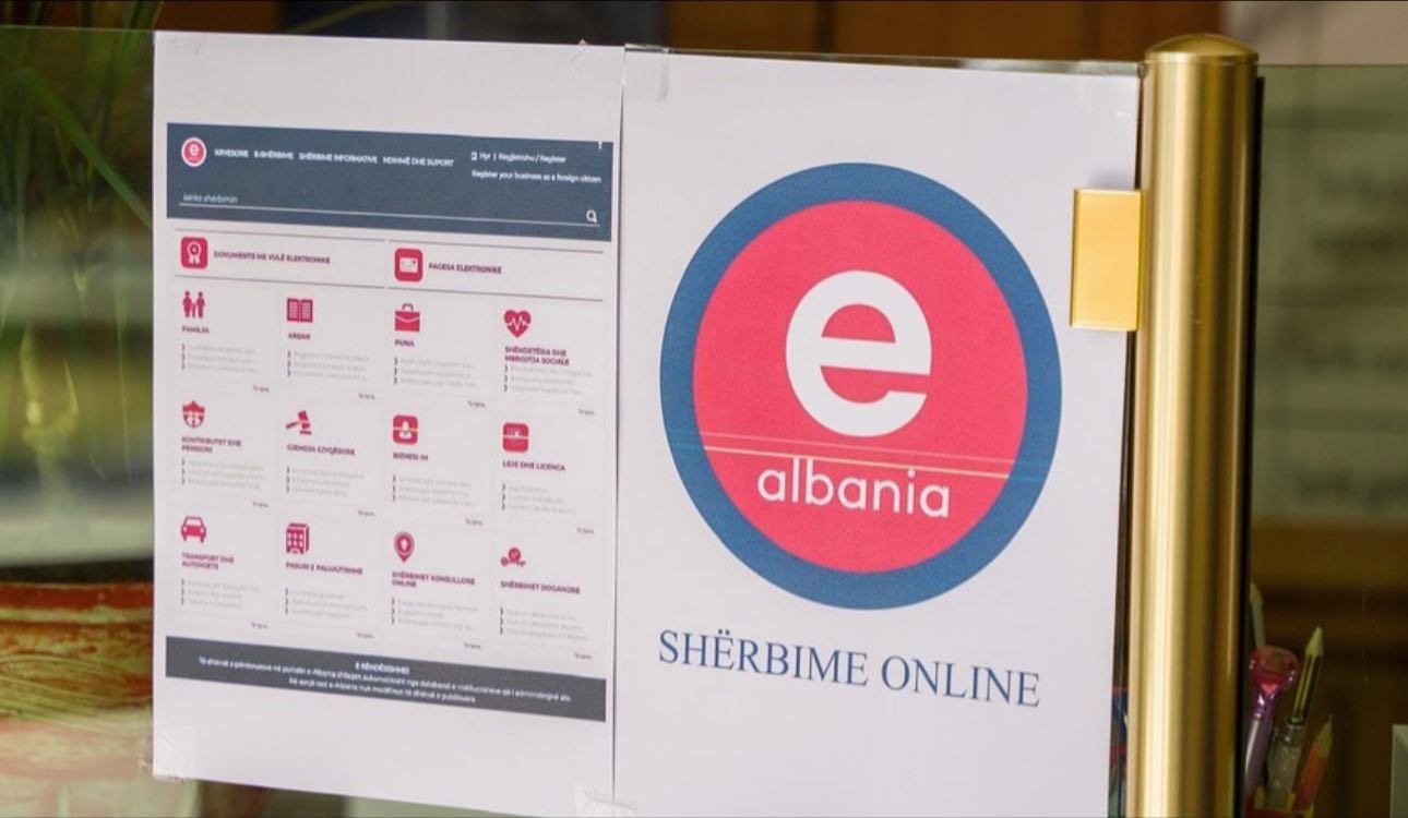 Mashtrim i ri me SMS në emër të e-Albania për gjobat e automjeteve, apeli i Policisë së Shtetit