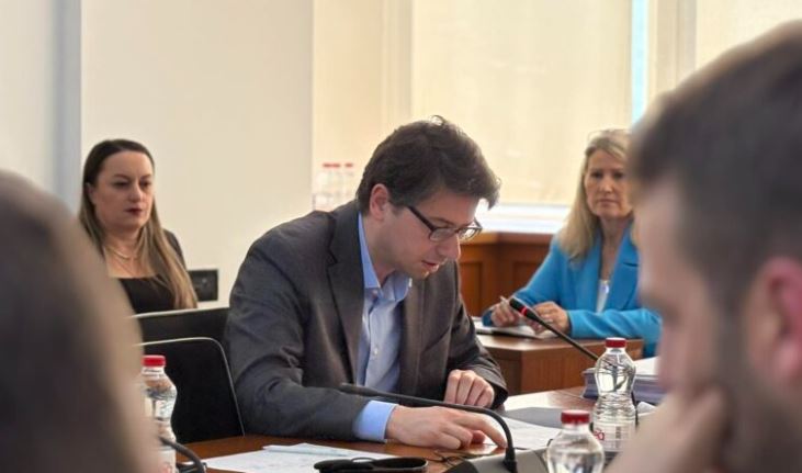 Miratohet projektligji për shërbimet e pagesave, ulet kostoja e shërbimeve të pagesave