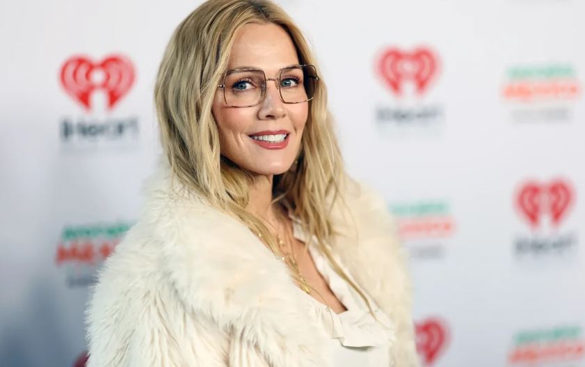 Jennie Garth flet për periudhën e errët pas divorcit: Përfundova duke më pompuar stomakun