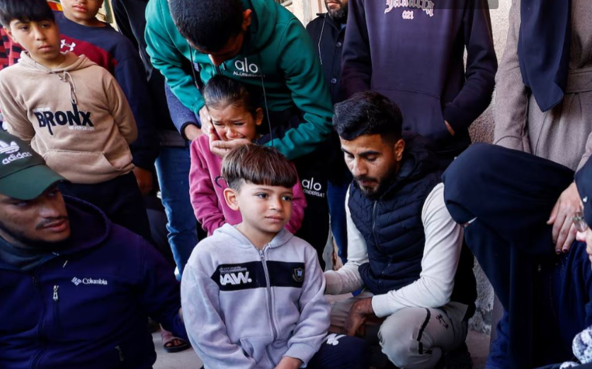Sulmet izraelite vrasin katër persona në Gaza pas bisedimeve të reja për armëpushim
