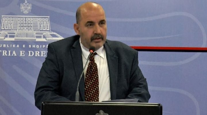Akuza për hakerimin e sistemeve të SPAK, ish-kreu i Burgjeve, Agim Ismaili paraqitet në gjykatë