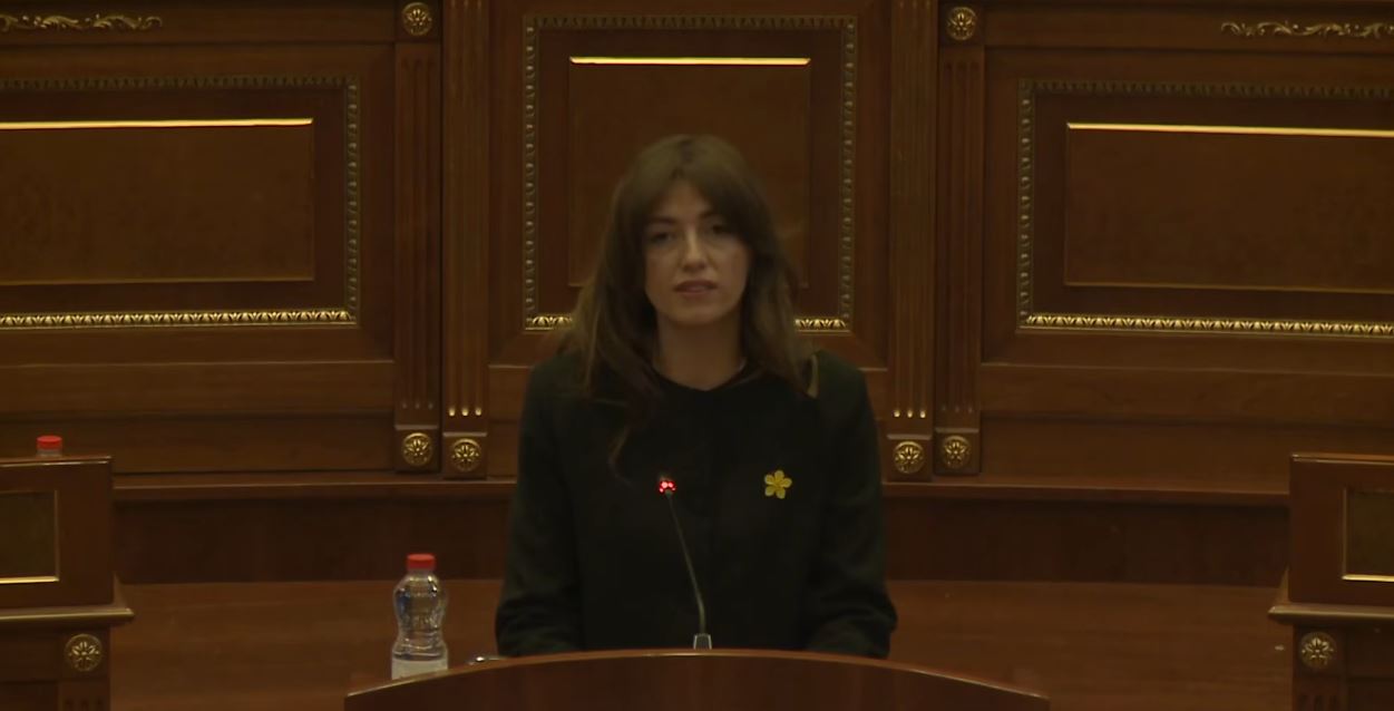 Haxhiu: Drejtësia mbetet e cunguar për aq kohë sa autorët e dhunës seksuale jetojnë të lirë në Serbi