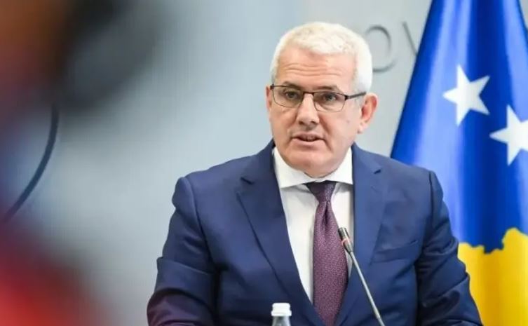 Sveçla reagon pas arrestimit të dyshuarit për sulmin në Banjskë: Koha e tolerancës ka përfunduar, ata do të kapën kudo që hasen