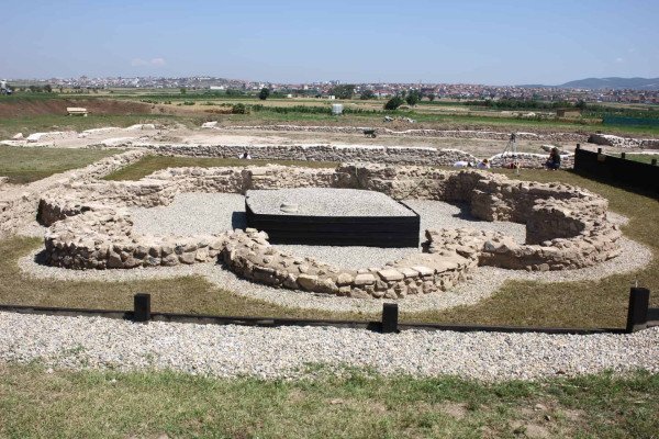 ​Dita Botërore e Monumenteve dhe Vendbanimeve historike