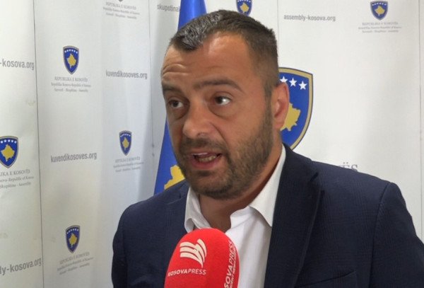 LVV paralajmëron intensifikim të përpjekjeve për presidentin