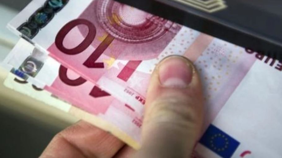 Ekzekutohen pagesat për veteranët dhe pensionet familjare në Kosovë
