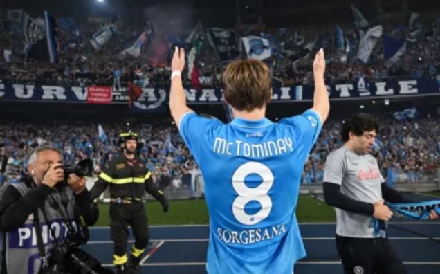 McTominay po i ‘maskon’ vështirësitë e sulmuesve të Napolit