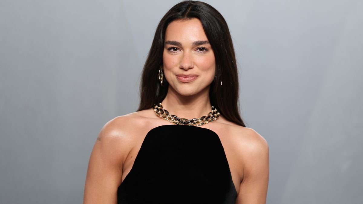 Dua Lipa ndihmon mjekët ukrainas