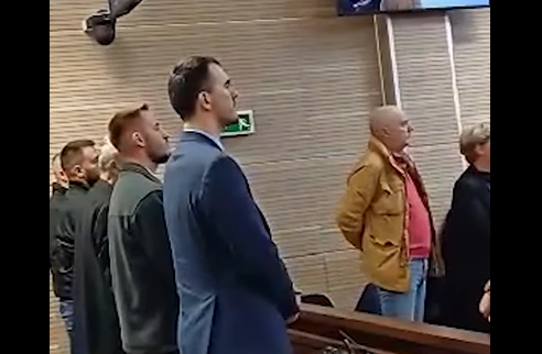 Reagimet e babait dhe vëllaut të Liridona Ademajt kur dëgjojnë që Naim Murseli dënohet me burgim të përjetshëm