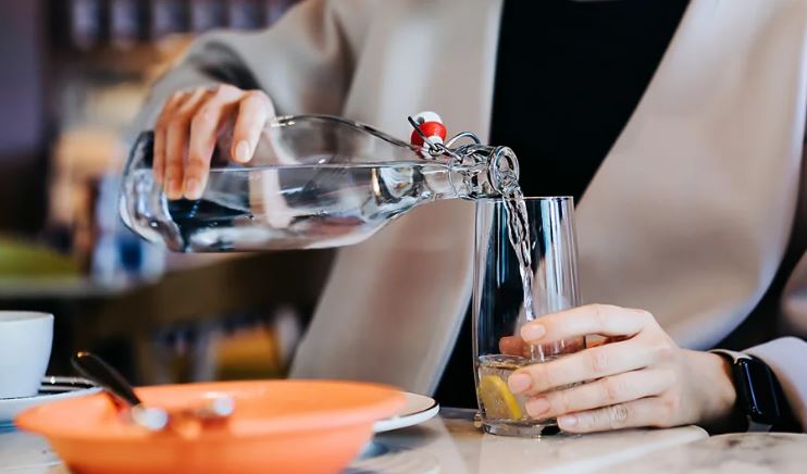 Si ta ndihmoni trupin tuaj të detoksifikohet vetë nga vetja