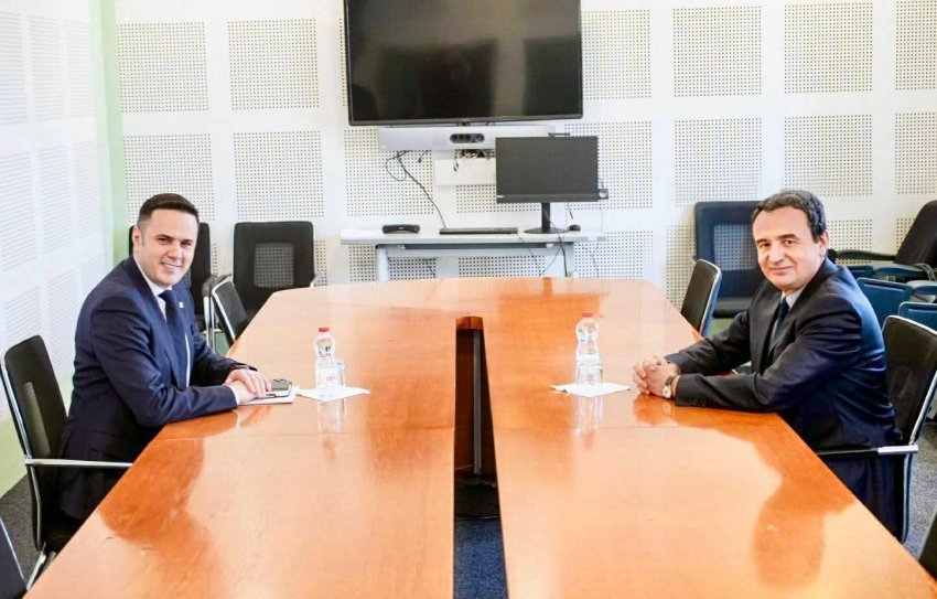 ‘Stabilitet i paqëndrueshëm’ – Gashi shpjegon pse dështuan negociatat Kurti–Abdixhiku