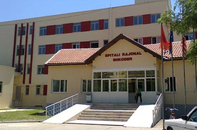 E rëndë në Shkodër, 29-vjeçarja humb jetën pasi sjell në jetë binjakë
