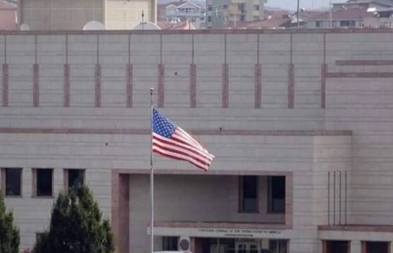 Ambasada amerikane në Bejrut u bën thirrje amerikanëve të largohen nga Libani