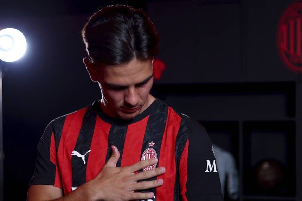 Juventusi kërkon t’ia rrëmbejë Jasharin Milanit