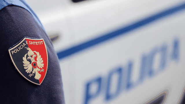 Dhunohet me sende të forta një 60-vjeçar në Vlorë, transferohet drejt Tiranës