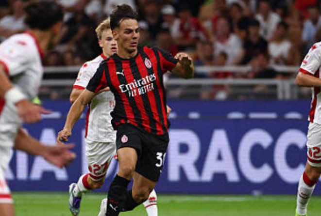 Allegri mbron mesfushorin shqiptar 