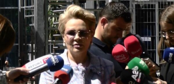 Kryemadhi: Kërkova aktekspertimit të celularit, akuzohem për korrupsion për një shtëpi që kisha porositur para ligjit për minierat!