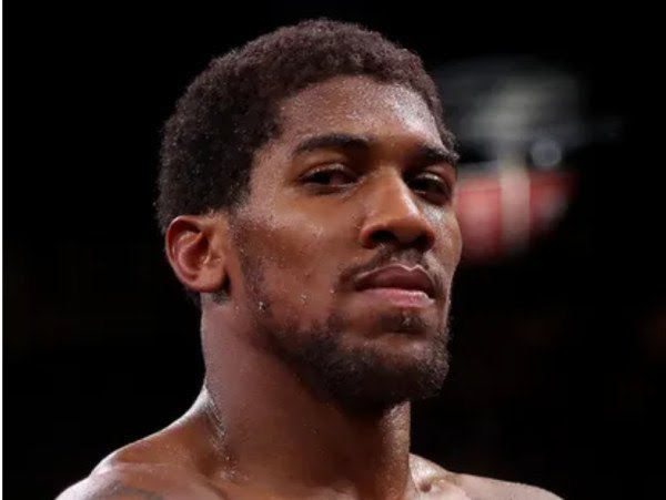 ​Anthony Joshua do të përballet me shqiptarin Kristian Prenga, pastaj sfida me Furyn