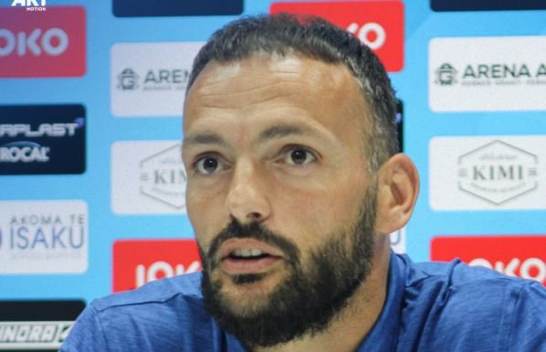 Besnik Krasniqi: ’Intelektualët’ janë forcë për ne