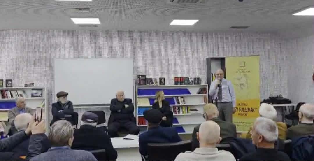 Ëndrra realizohet, poeti Isa Mjeku promovon 4 librat e tij në Dardani