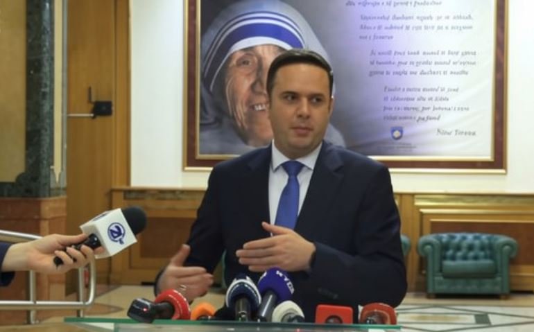 Abdixhiku refuzon bashkëpunimin: Nuk i dorëzojmë nënshkrimet