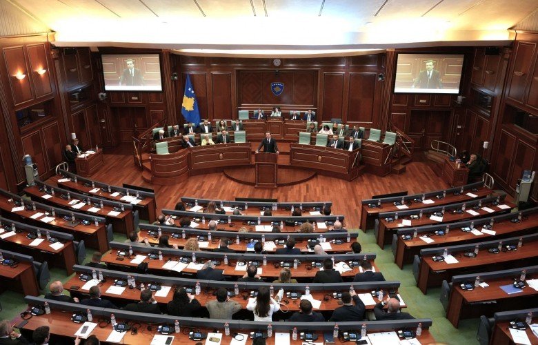 Vazhdon seanca për presidentin, palët mbeten të ndara