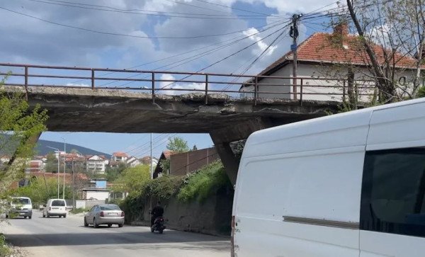 ​Ura e Vaganicës në Mitrovicë me dëmtime, Ministria e Infrastrukturës vendos për ndërhyrje ose ndërtim të ri