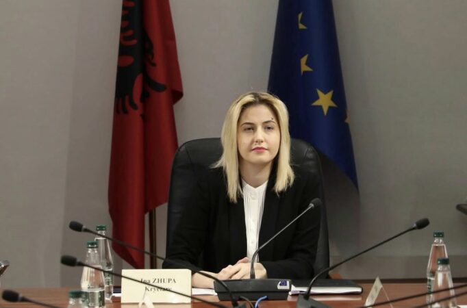 Zhupa: Tre vende më poshtë në lirinë e medias, dëshmi e një qeverisje që nuk pranon llogaridhënien