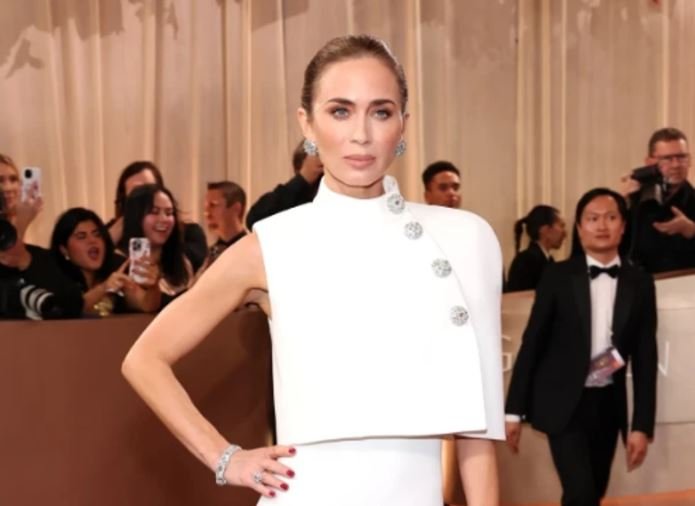 Aktorja Emily Blunt i zemëron njerëzit me këshillat e saj për punën