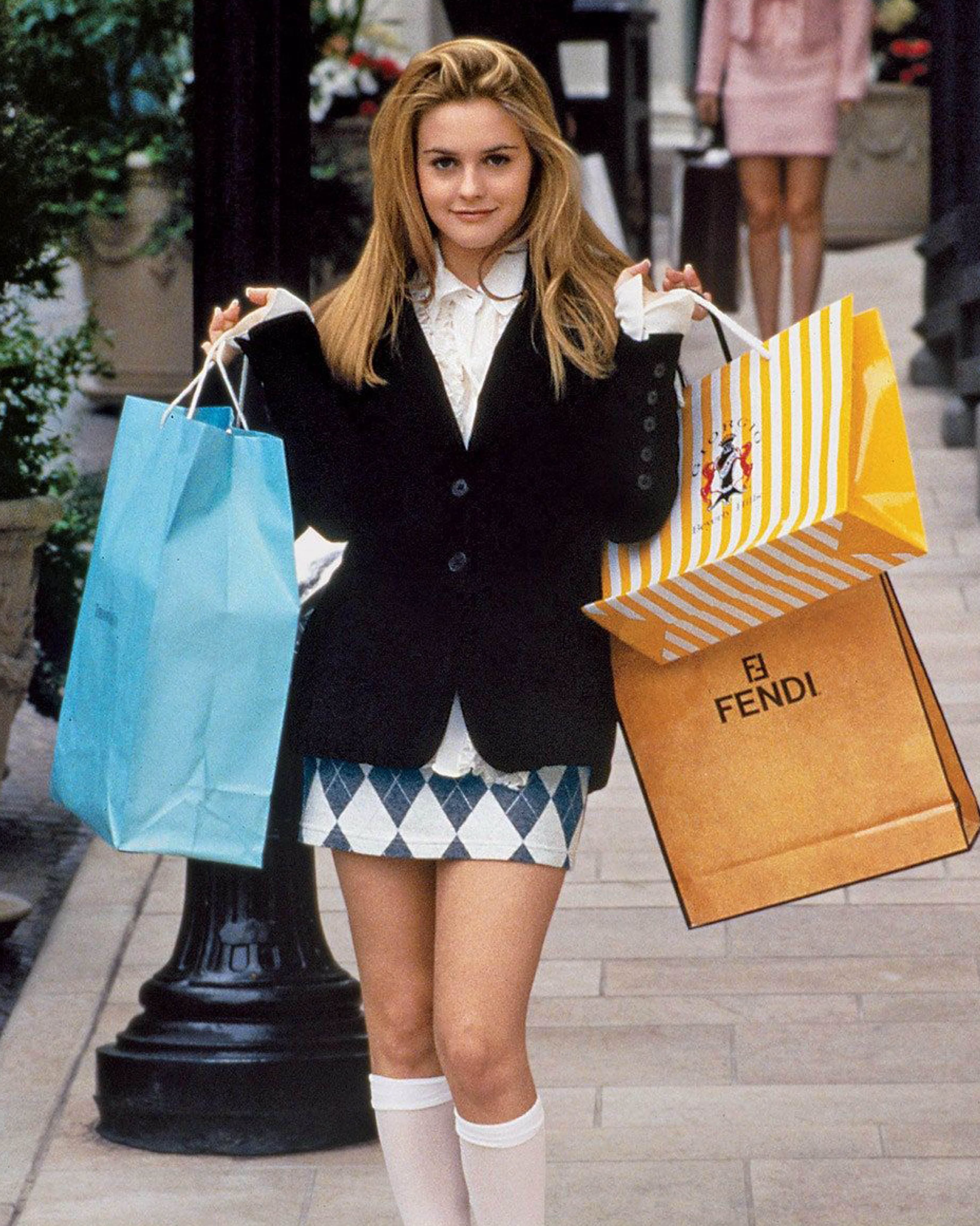 Alicia Silverstone rikthehet si Cher Horowitz në vazhdimin e “Clueless” pas 30 vitesh