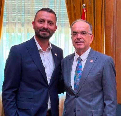 Delegacioni i “Albanians for America” u takua me Presidentin e Shqipërisë, Bajram Begaj