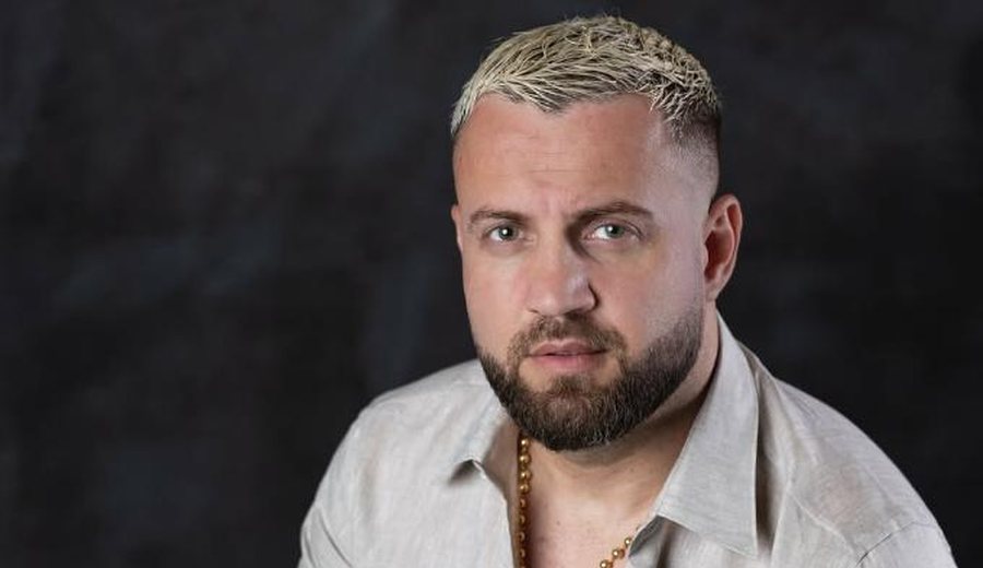 Luiz Ejllit i anulohet koncerti në Dhërmi, këngëtari ironizon: Me këtë ligj që kanë bërë, i bie të këndosh në veshin e secilit