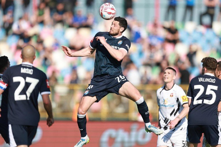 Rangers heq dorë nga McKenna