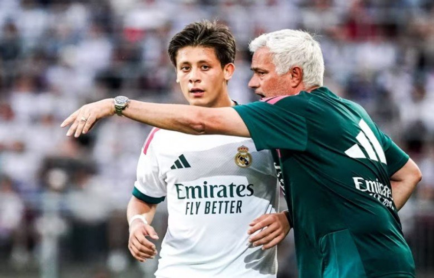 Mourinho  Reali duhet të nderojë historinë e tij