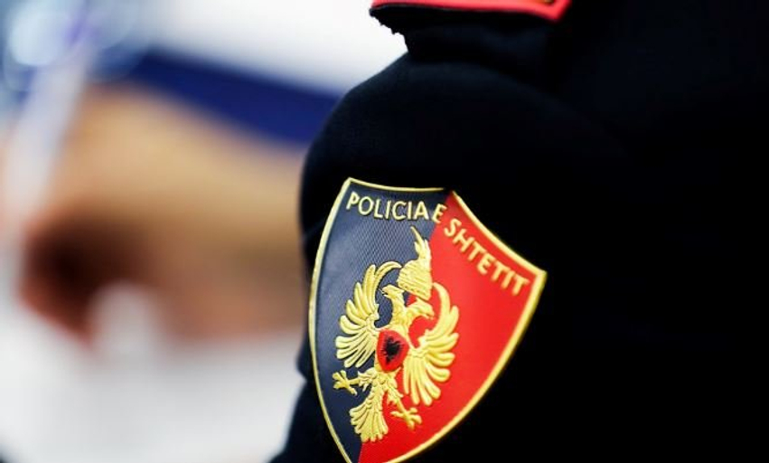 Iu vu pas me  Audi  dhe e qëlloi te Ura e Milotit  shkaku i atentatit të djeshëm dyshohet të jetë një divorc  30 vjeçari u plagos nga ish kunati