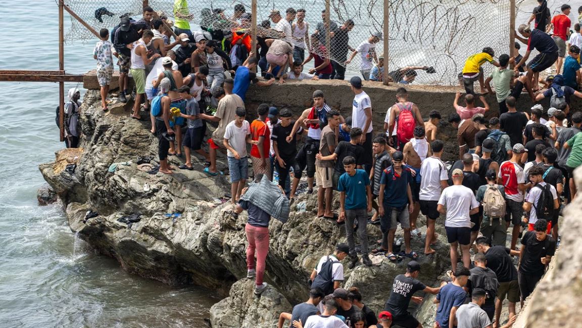 Kriza e Ceutës/ 70 mijë emigrantë kthehen në Marok, 75 viktima në kufirin spanjoll