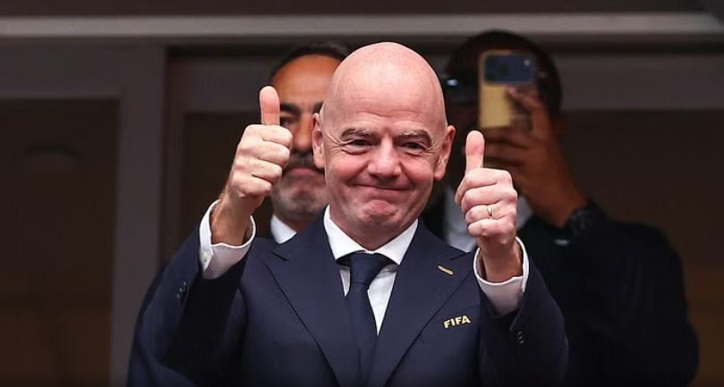 Infantino do të përfitonte pagë 10 herë më të lartë me planin e tij për shitjen e Botërorit