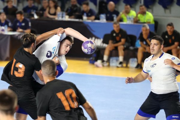 Fitore bindëse e Kosovës U18 ndaj Qipros në Hendboll