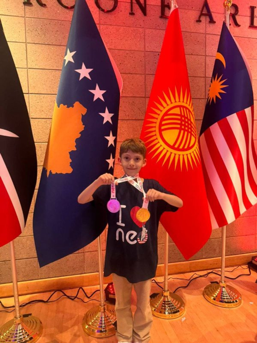 ​Nxënësit nga Kosova shkëlqyen në finalen e garës NEO Science