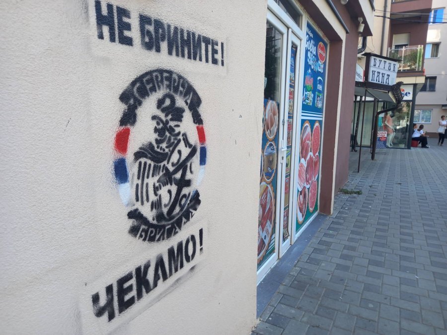 Rikthehen kërcënimet nga organizata terroriste “Severna Brigada”: Sa serioz është rreziku për Kosovën?