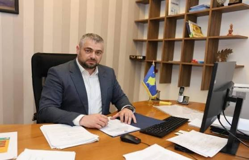 Hoti: Analizat e ADN-së vonohen minimalisht gjashtë muaj, dërgohen në