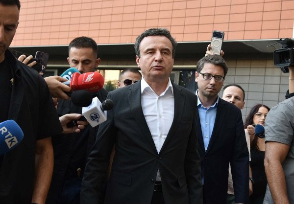 Takimi me Abdixhikun, Kurti hap temën e presidentit: Duhet edhe opozita