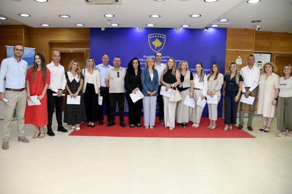 ​Kusari-Lila e MINTI “fitojnë” edhe 15 inspektorë, presin t'i bëjnë 100 deri në fund të vitit
