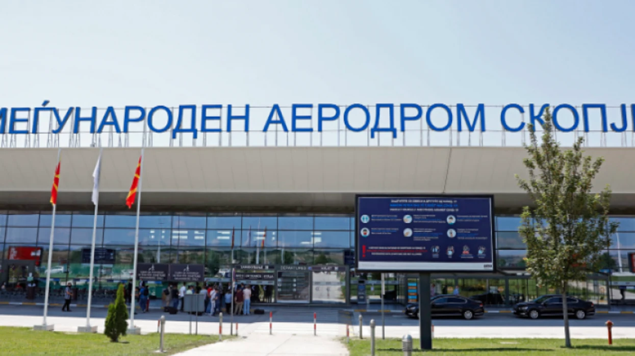 Ndalohet një 22-vjeçar nga Sllovakia në Aeroportin e Shkupit, kërkohej nga Interpoli