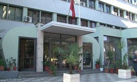 Gjykata lë në “arrest me burg” pa afat shtetasin turk Barkay Gulbas, kërkohet nga Zvicra për tentativë vrasje