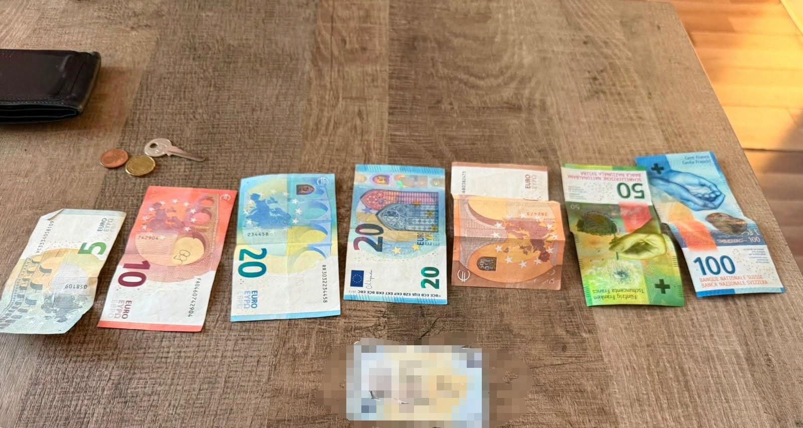 Shembull për t’u ndjekur: I riu nga Shtimja dorëzon në polici portofolin me para