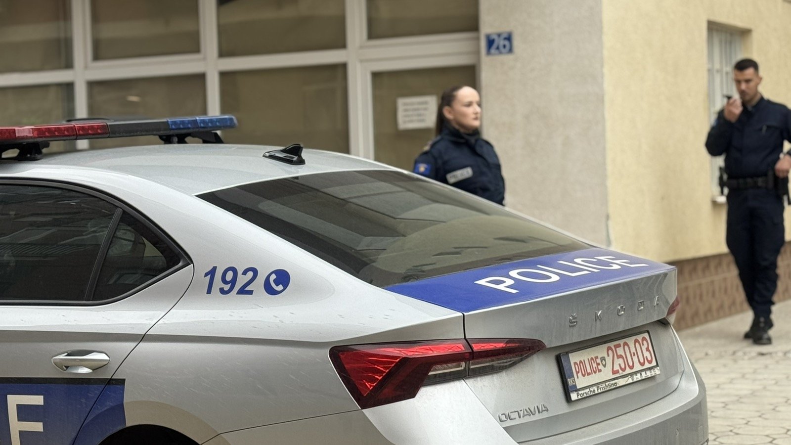 Gjilan: Po pastronte, gruaja gjen mjet të dyshimtë në qese